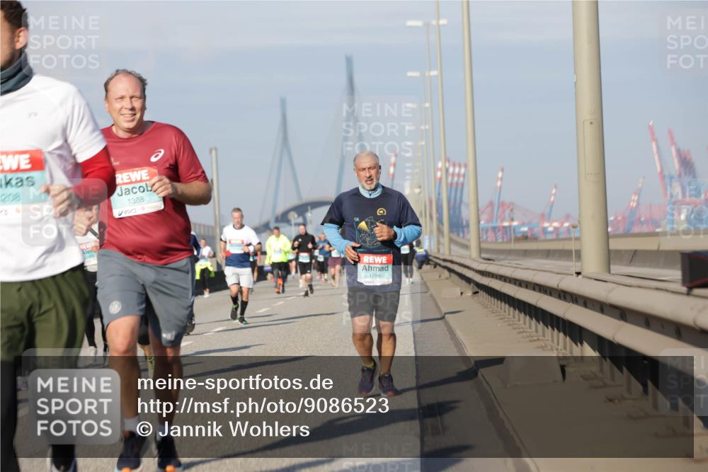 03.10.2025 - Köhlbrandbrückenlauf Jannik Wohlers http://msf.ph/oto/9086523 03.10.2025 09:57:18 Position 3 1388, 1296 meine-sportfotos.de