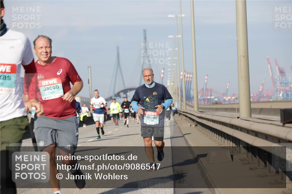 03.10.2025 - Köhlbrandbrückenlauf Jannik Wohlers http://msf.ph/oto/9086547 03.10.2025 09:57:18 Position 3 1388, 1296 meine-sportfotos.de