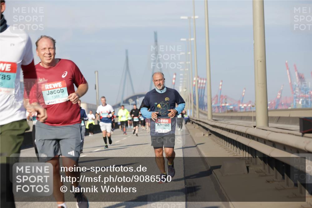 03.10.2025 - Köhlbrandbrückenlauf Jannik Wohlers http://msf.ph/oto/9086550 03.10.2025 09:57:18 Position 3 1388, 1296 meine-sportfotos.de