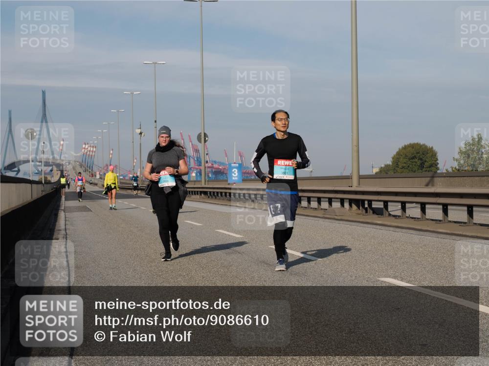 03.10.2025 - Köhlbrandbrückenlauf Fabian Wolf http://msf.ph/oto/9086610 03.10.2025 10:21:02 Position 3 3801 meine-sportfotos.de