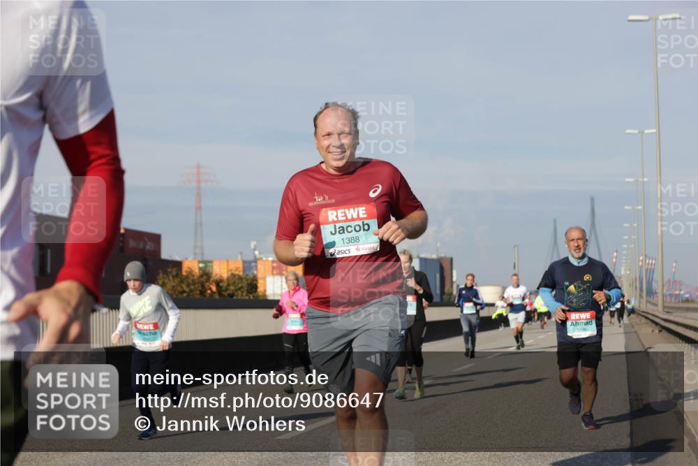 03.10.2025 - Köhlbrandbrückenlauf Jannik Wohlers http://msf.ph/oto/9086647 03.10.2025 09:57:20 Position 3 1388 meine-sportfotos.de