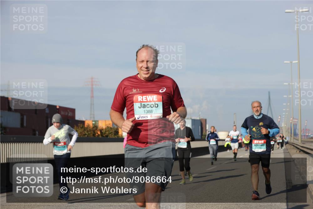 03.10.2025 - Köhlbrandbrückenlauf Jannik Wohlers http://msf.ph/oto/9086664 03.10.2025 09:57:20 Position 3 1388, 1296 meine-sportfotos.de