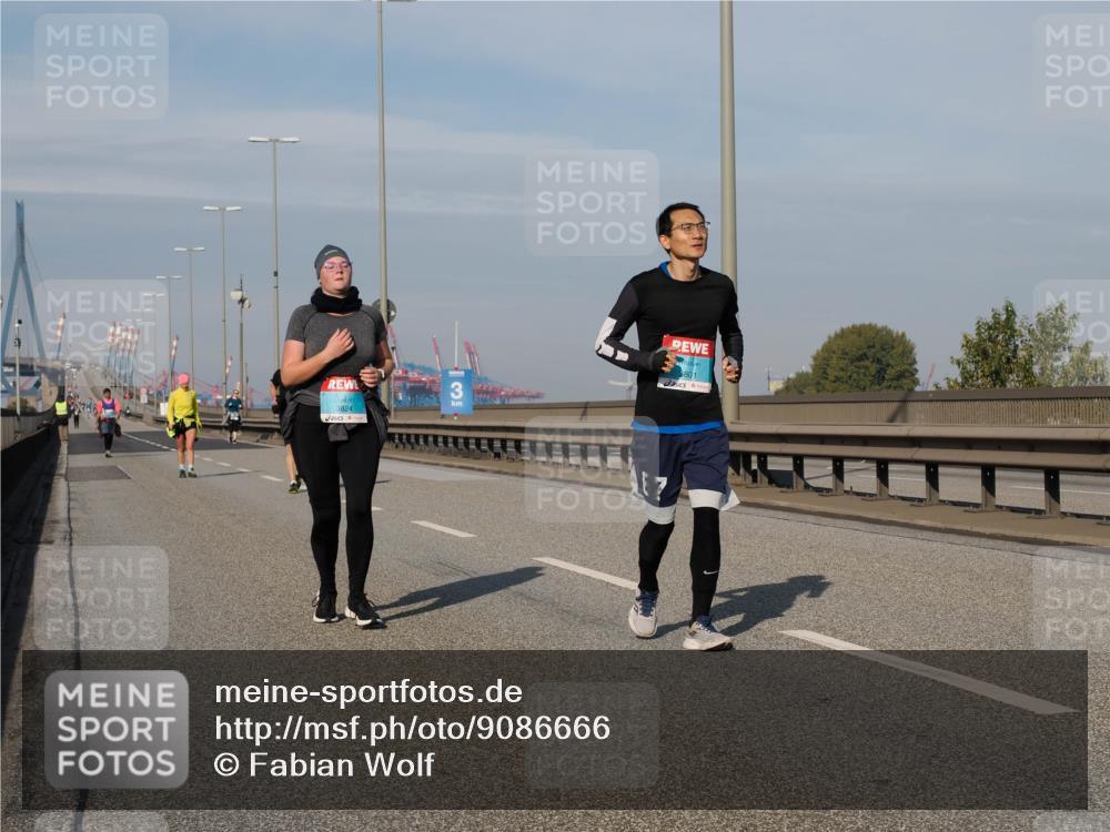 03.10.2025 - Köhlbrandbrückenlauf Fabian Wolf http://msf.ph/oto/9086666 03.10.2025 10:21:03 Position 3 3824, 3 meine-sportfotos.de