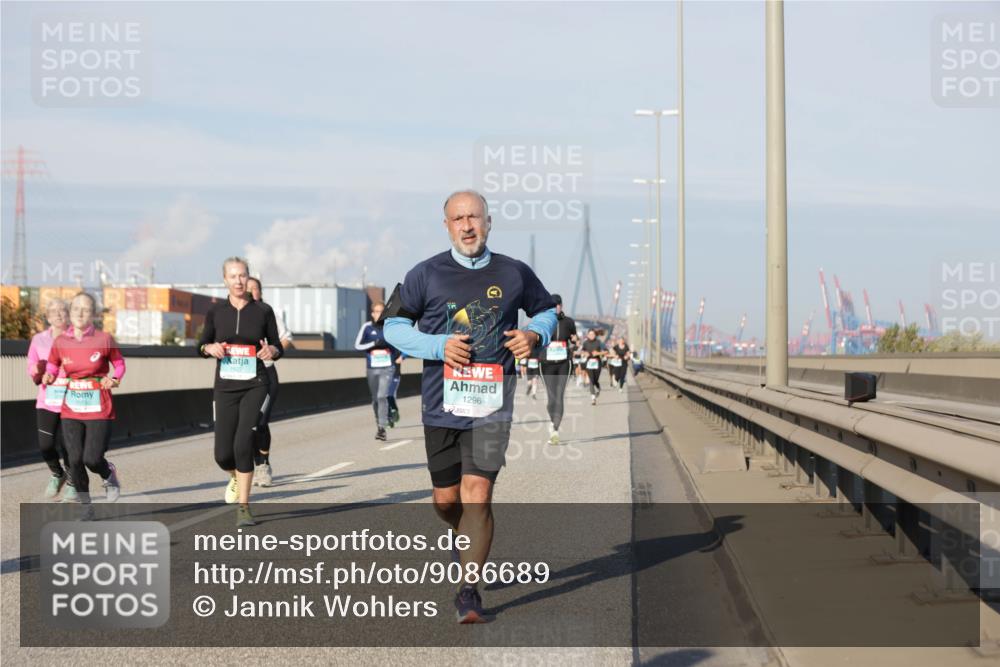 03.10.2025 - Köhlbrandbrückenlauf Jannik Wohlers http://msf.ph/oto/9086689 03.10.2025 09:57:21 Position 3 1296 meine-sportfotos.de