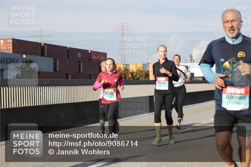 03.10.2025 - Köhlbrandbrückenlauf Jannik Wohlers http://msf.ph/oto/9086714 03.10.2025 09:57:22 Position 3 1515, 1627 meine-sportfotos.de