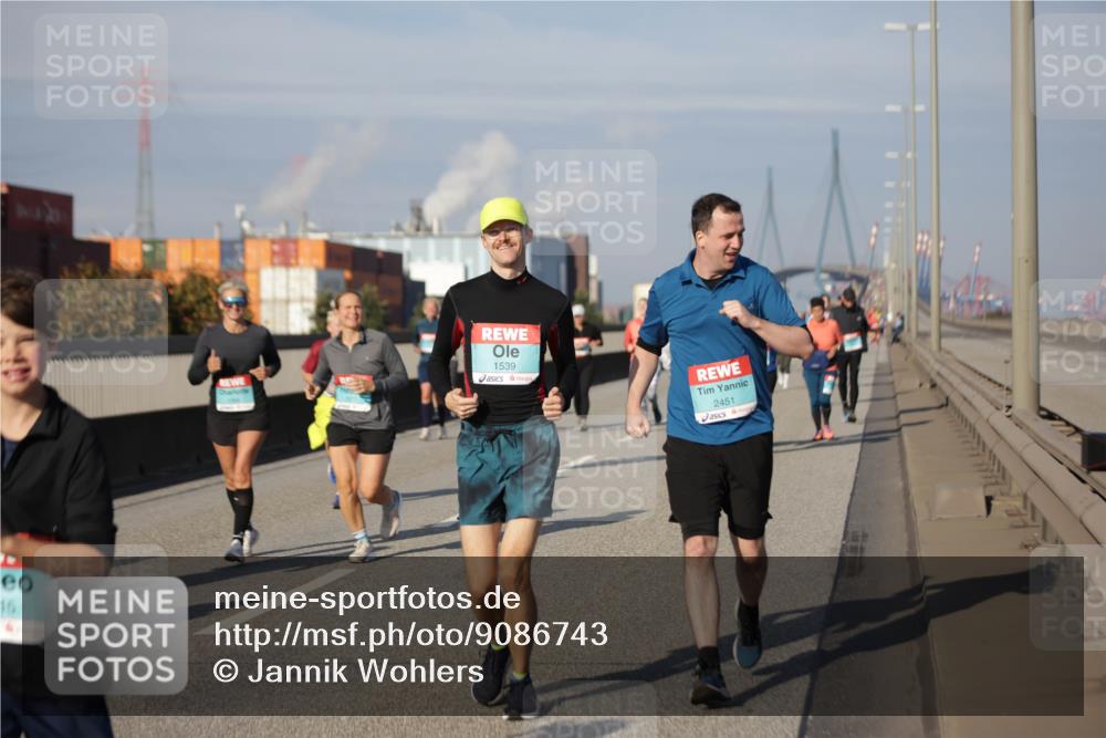 03.10.2025 - Köhlbrandbrückenlauf Jannik Wohlers http://msf.ph/oto/9086743 03.10.2025 10:07:57 Position 3 16, 1539, 2451 meine-sportfotos.de