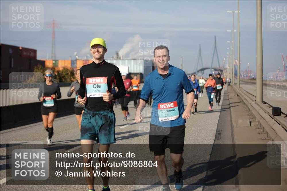 03.10.2025 - Köhlbrandbrückenlauf Jannik Wohlers http://msf.ph/oto/9086804 03.10.2025 10:07:58 Position 3 1539, 2451 meine-sportfotos.de