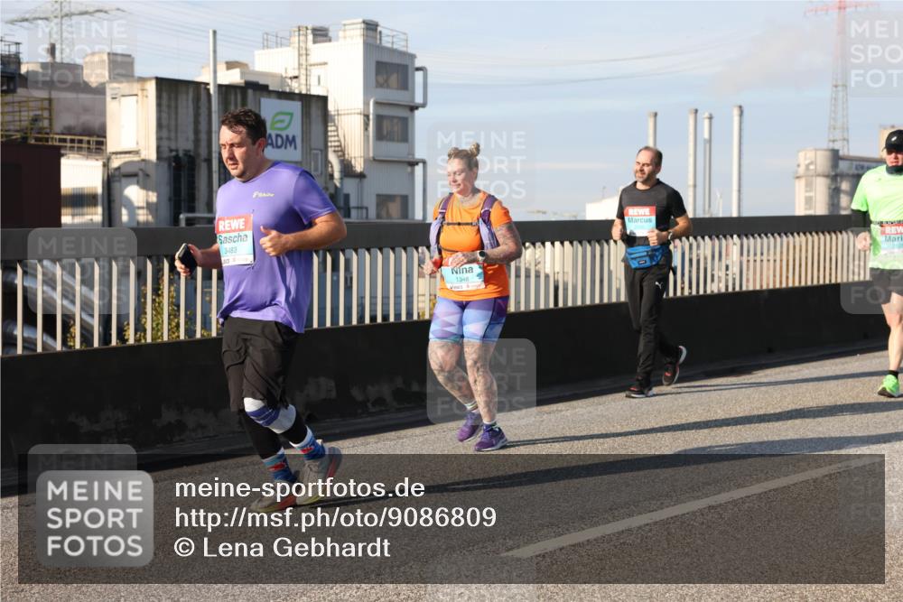 03.10.2025 - Köhlbrandbrückenlauf Lena Gebhardt http://msf.ph/oto/9086809 03.10.2025 10:06:05 Position 2 3483, 1348 meine-sportfotos.de