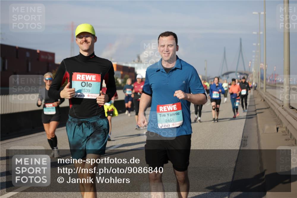 03.10.2025 - Köhlbrandbrückenlauf Jannik Wohlers http://msf.ph/oto/9086840 03.10.2025 10:07:58 Position 3 1539, 2451 meine-sportfotos.de