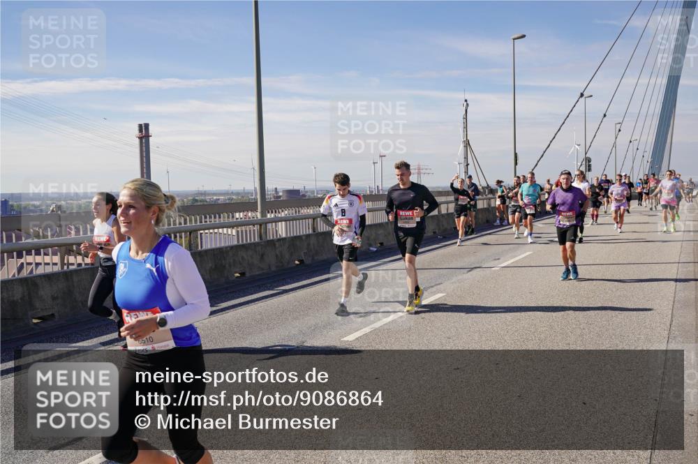 03.10.2025 - Köhlbrandbrückenlauf Michael Burmester http://msf.ph/oto/9086864 03.10.2025 12:43:54 Position 2 0510 meine-sportfotos.de