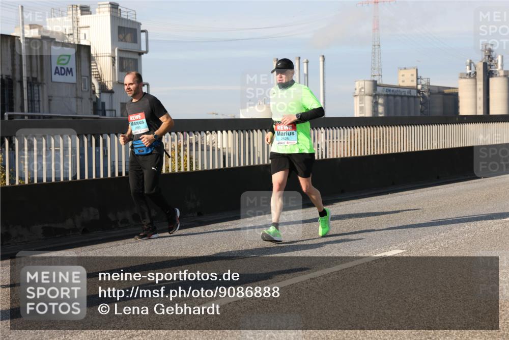 03.10.2025 - Köhlbrandbrückenlauf Lena Gebhardt http://msf.ph/oto/9086888 03.10.2025 10:06:06 Position 2 2090, 2525 meine-sportfotos.de