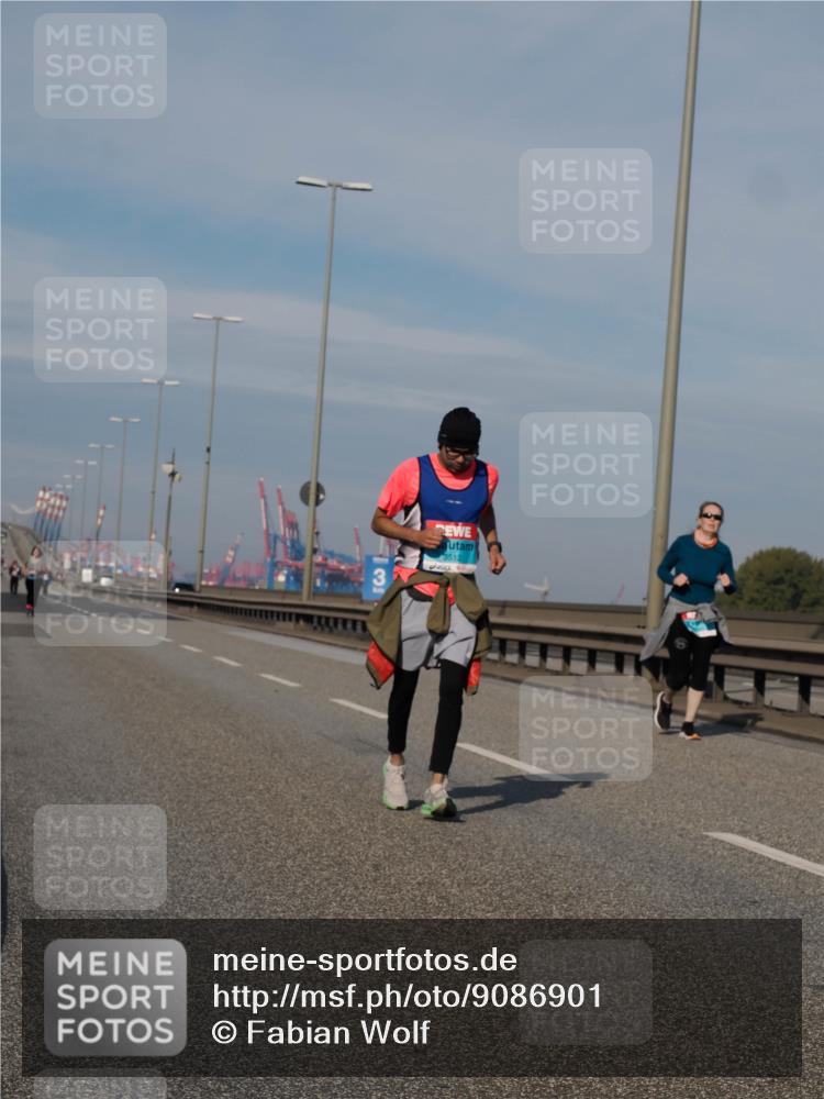 03.10.2025 - Köhlbrandbrückenlauf Fabian Wolf http://msf.ph/oto/9086901 03.10.2025 10:21:34 Position 3 3512, 3 meine-sportfotos.de