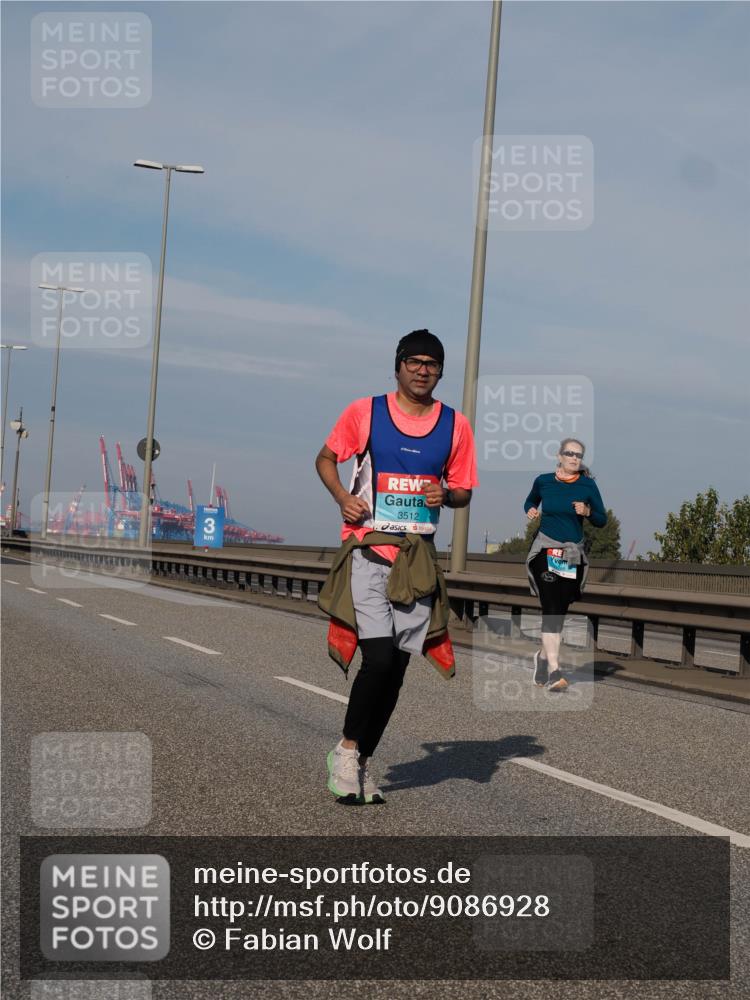 03.10.2025 - Köhlbrandbrückenlauf Fabian Wolf http://msf.ph/oto/9086928 03.10.2025 10:21:35 Position 3 3512 meine-sportfotos.de