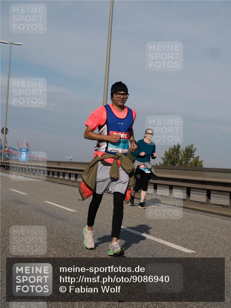 03.10.2025 - Köhlbrandbrückenlauf Fabian Wolf http://msf.ph/oto/9086940 03.10.2025 10:21:36 Position 3 3, 3512 meine-sportfotos.de