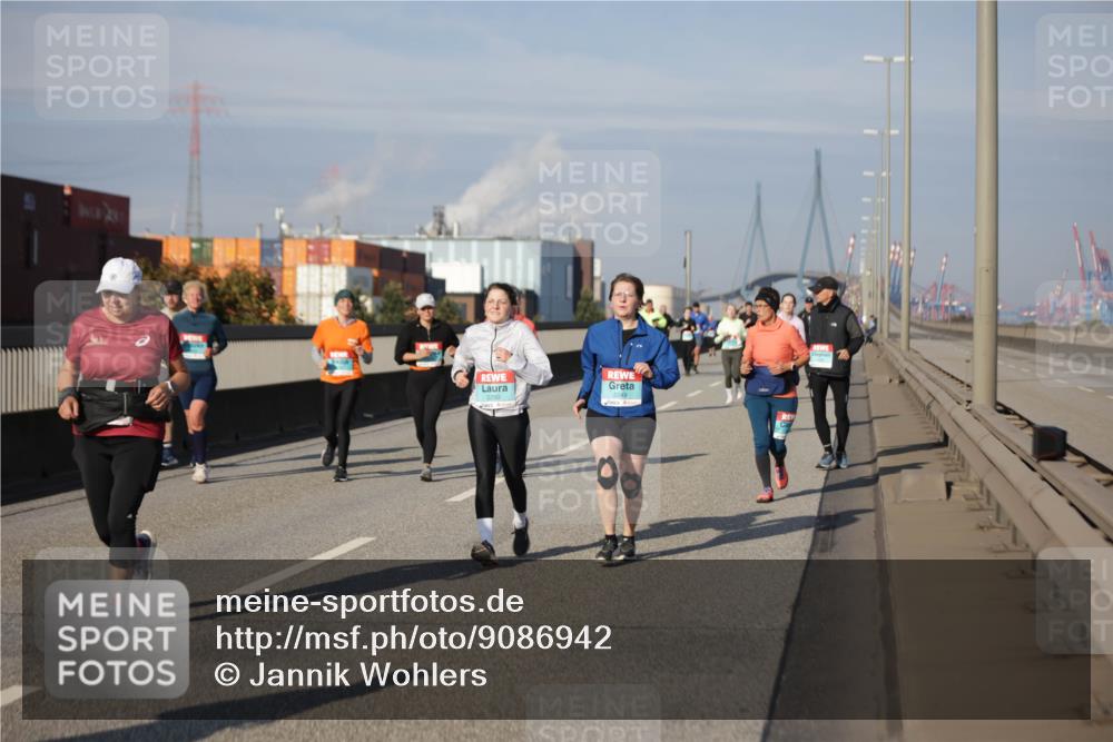 03.10.2025 - Köhlbrandbrückenlauf Jannik Wohlers http://msf.ph/oto/9086942 03.10.2025 10:08:02 Position 3  meine-sportfotos.de