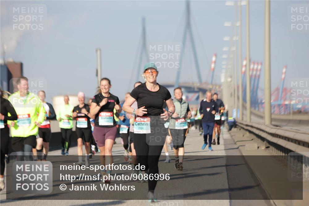 03.10.2025 - Köhlbrandbrückenlauf Jannik Wohlers http://msf.ph/oto/9086996 03.10.2025 09:57:33 Position 3 1169, 2006 meine-sportfotos.de