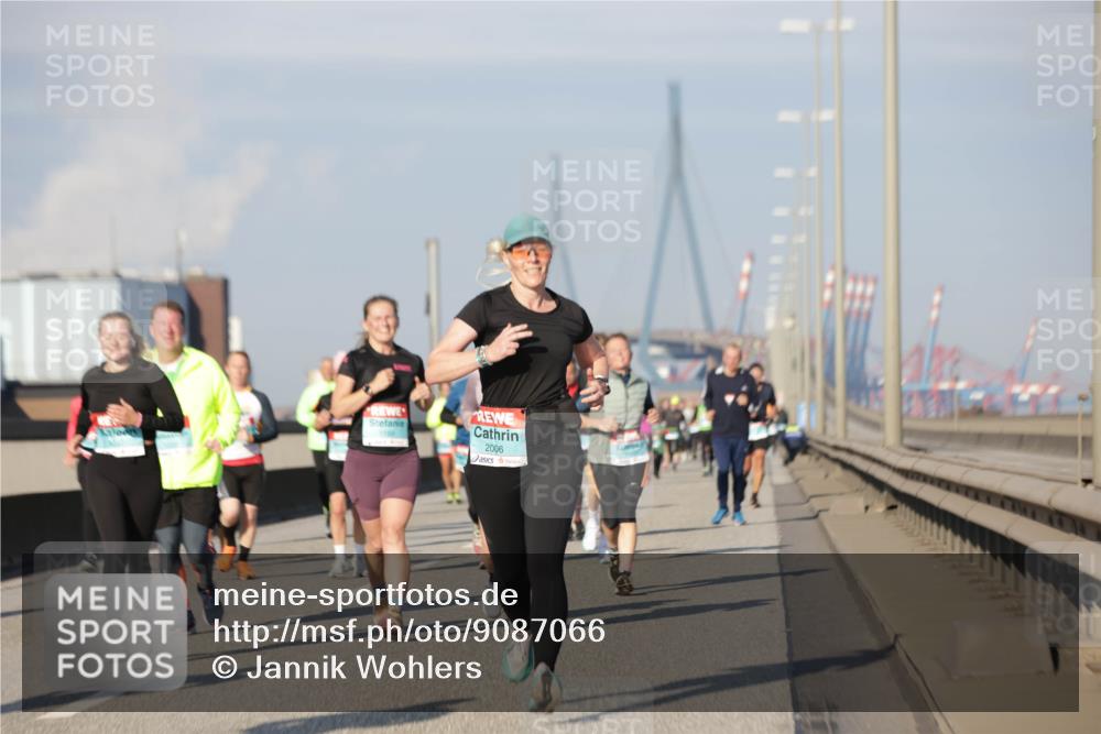 03.10.2025 - Köhlbrandbrückenlauf Jannik Wohlers http://msf.ph/oto/9087066 03.10.2025 09:57:35 Position 3 2006 meine-sportfotos.de