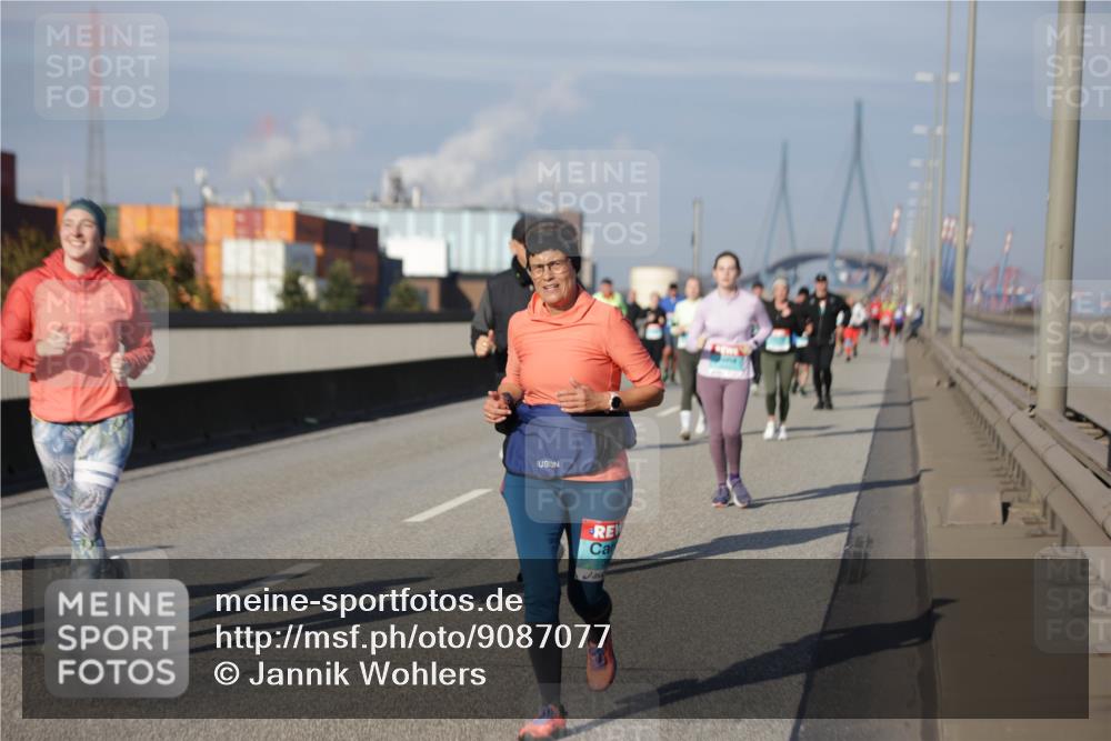 03.10.2025 - Köhlbrandbrückenlauf Jannik Wohlers http://msf.ph/oto/9087077 03.10.2025 10:08:05 Position 3  meine-sportfotos.de