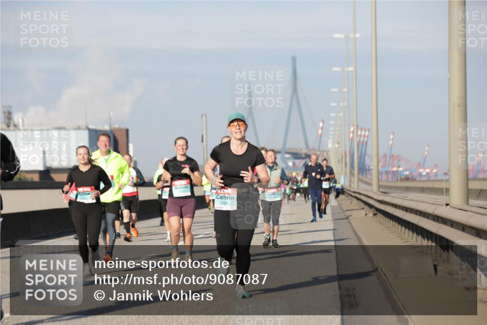 03.10.2025 - Köhlbrandbrückenlauf Jannik Wohlers http://msf.ph/oto/9087087 03.10.2025 09:57:35 Position 3 1169, 2006 meine-sportfotos.de