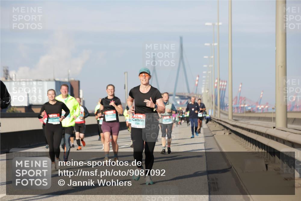 03.10.2025 - Köhlbrandbrückenlauf Jannik Wohlers http://msf.ph/oto/9087092 03.10.2025 09:57:35 Position 3 2006 meine-sportfotos.de