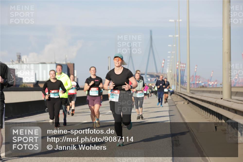 03.10.2025 - Köhlbrandbrückenlauf Jannik Wohlers http://msf.ph/oto/9087114 03.10.2025 09:57:35 Position 3 2006, 1169 meine-sportfotos.de