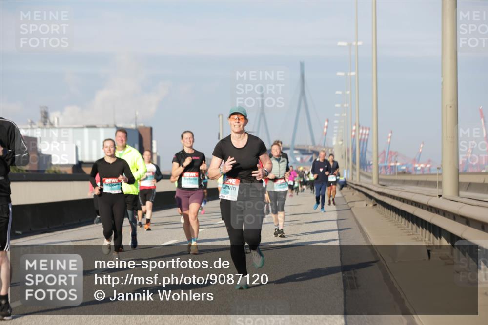 03.10.2025 - Köhlbrandbrückenlauf Jannik Wohlers http://msf.ph/oto/9087120 03.10.2025 09:57:35 Position 3 2006 meine-sportfotos.de