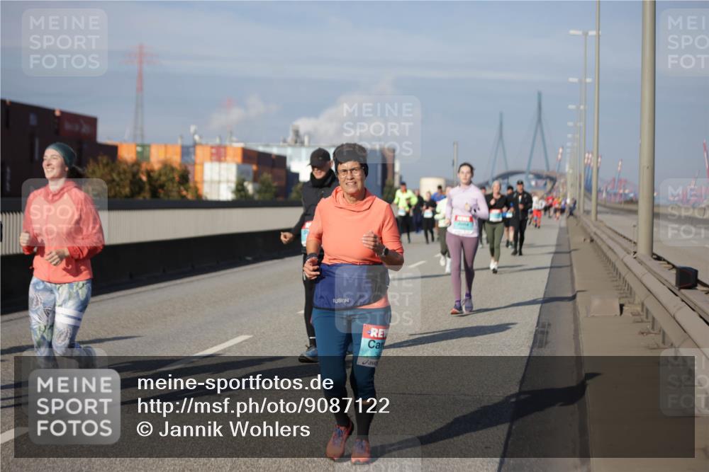 03.10.2025 - Köhlbrandbrückenlauf Jannik Wohlers http://msf.ph/oto/9087122 03.10.2025 10:08:05 Position 3  meine-sportfotos.de