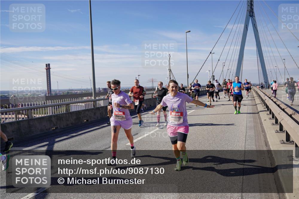 03.10.2025 - Köhlbrandbrückenlauf Michael Burmester http://msf.ph/oto/9087130 03.10.2025 12:43:59 Position 2  meine-sportfotos.de