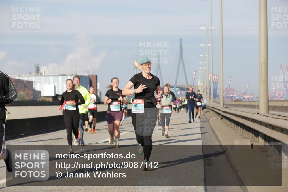 03.10.2025 - Köhlbrandbrückenlauf Jannik Wohlers http://msf.ph/oto/9087142 03.10.2025 09:57:35 Position 3 2006 meine-sportfotos.de