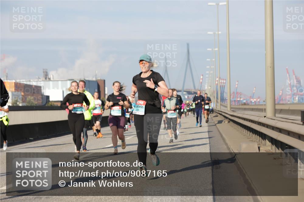03.10.2025 - Köhlbrandbrückenlauf Jannik Wohlers http://msf.ph/oto/9087165 03.10.2025 09:57:36 Position 3 2006 meine-sportfotos.de