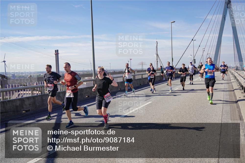 03.10.2025 - Köhlbrandbrückenlauf Michael Burmester http://msf.ph/oto/9087184 03.10.2025 12:44:01 Position 2  meine-sportfotos.de