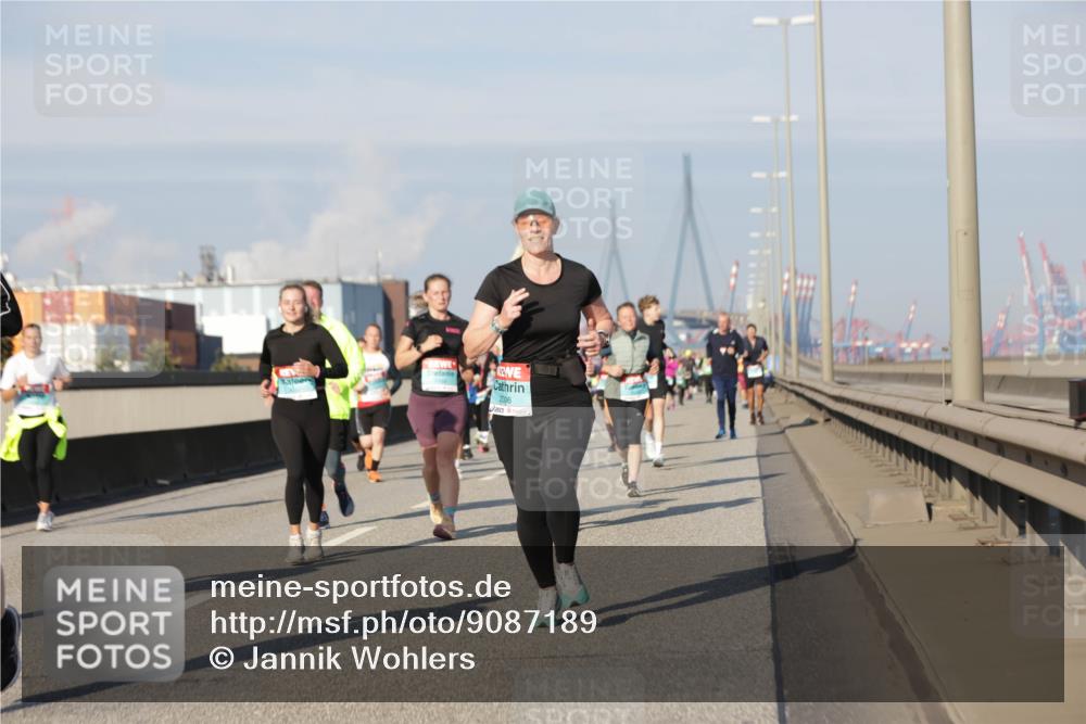 03.10.2025 - Köhlbrandbrückenlauf Jannik Wohlers http://msf.ph/oto/9087189 03.10.2025 09:57:36 Position 3 2006 meine-sportfotos.de