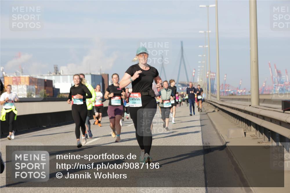 03.10.2025 - Köhlbrandbrückenlauf Jannik Wohlers http://msf.ph/oto/9087196 03.10.2025 09:57:36 Position 3 2006 meine-sportfotos.de