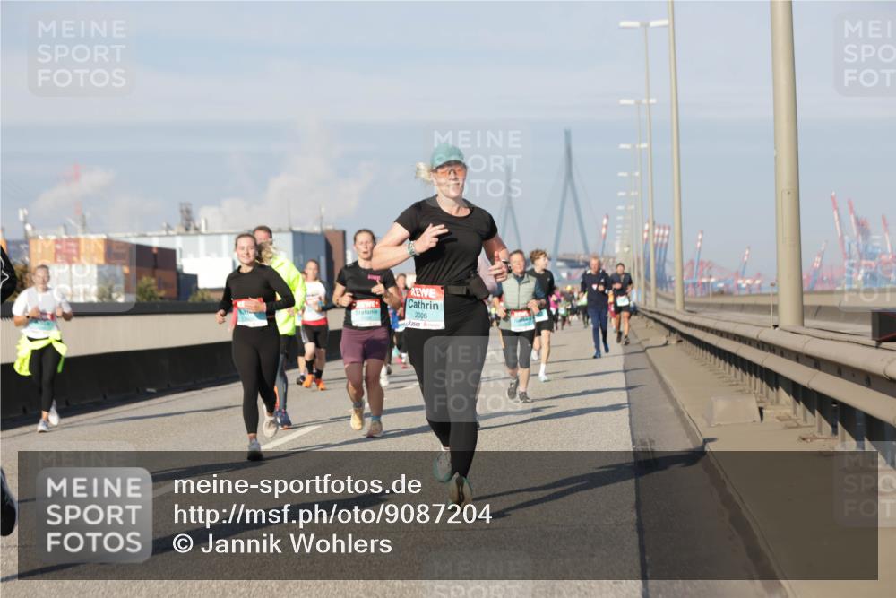 03.10.2025 - Köhlbrandbrückenlauf Jannik Wohlers http://msf.ph/oto/9087204 03.10.2025 09:57:36 Position 3 2006 meine-sportfotos.de