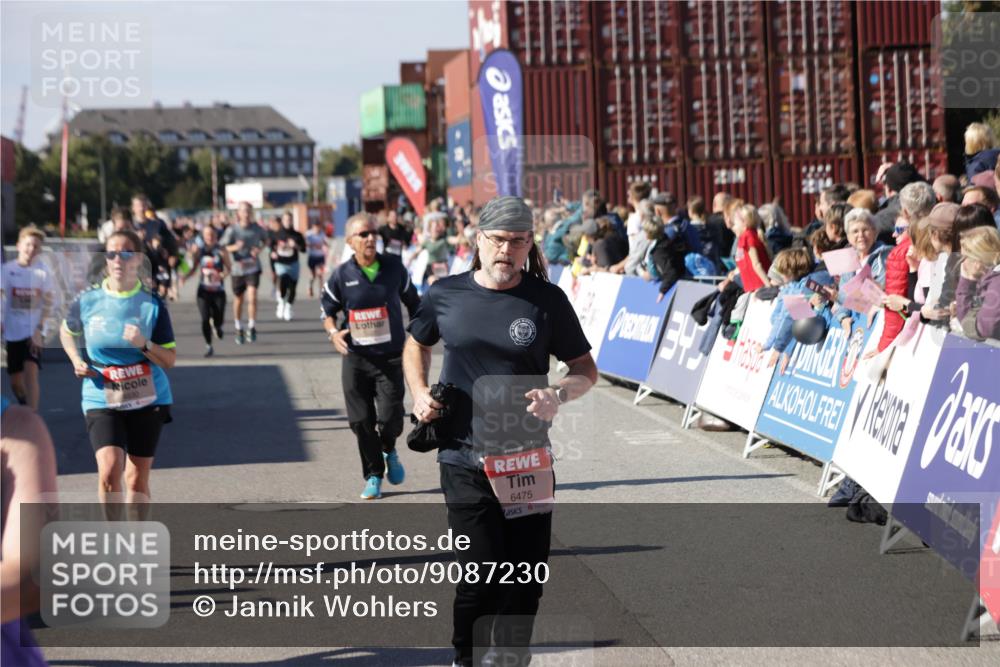 03.10.2025 - Köhlbrandbrückenlauf Jannik Wohlers http://msf.ph/oto/9087230 03.10.2025 13:19:02 Ziel 4556, 4630, 4676, 4756, 4876, 4889, 5027, 5304, 5449, 5974, 6088, 6117, 6127, 6267, 6475, 6573, 6795 meine-sportfotos.de