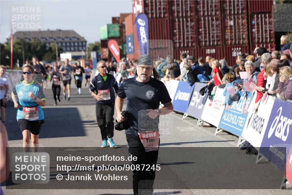 03.10.2025 - Köhlbrandbrückenlauf Jannik Wohlers http://msf.ph/oto/9087245 03.10.2025 13:19:02 Ziel 4556, 4630, 4676, 4756, 4876, 4889, 5027, 5304, 5449, 5974, 6088, 6117, 6127, 6267, 6475, 6573, 6795 meine-sportfotos.de