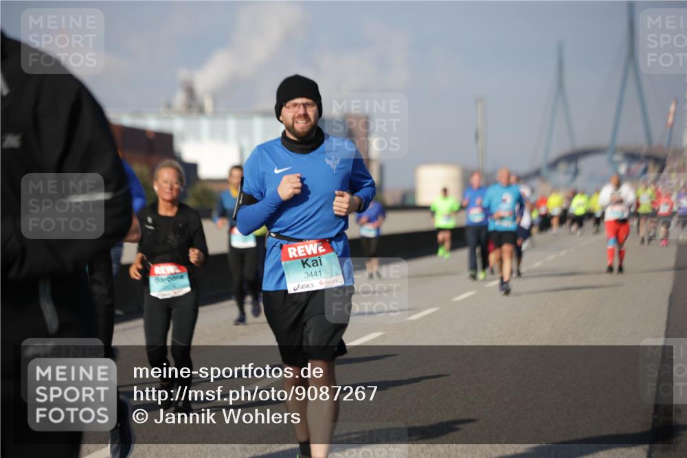 03.10.2025 - Köhlbrandbrückenlauf Jannik Wohlers http://msf.ph/oto/9087267 03.10.2025 10:08:17 Position 3 3441 meine-sportfotos.de