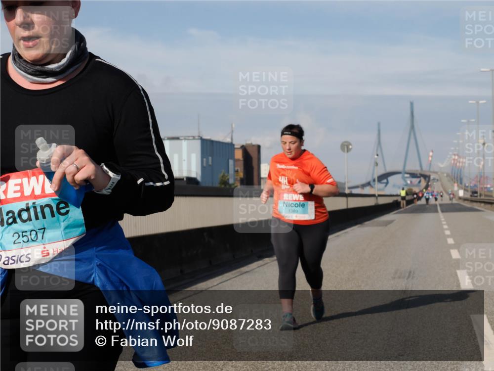 03.10.2025 - Köhlbrandbrückenlauf Fabian Wolf http://msf.ph/oto/9087283 03.10.2025 10:22:31 Position 3 2507, 1389 meine-sportfotos.de