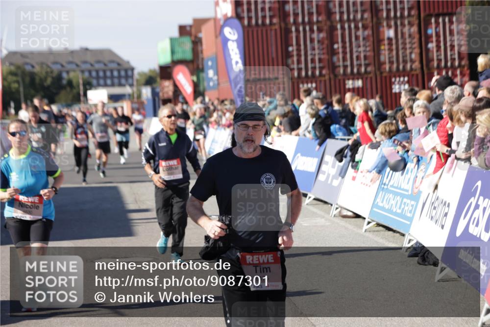 03.10.2025 - Köhlbrandbrückenlauf Jannik Wohlers http://msf.ph/oto/9087301 03.10.2025 13:19:03 Ziel 4556, 4630, 4631, 4676, 4816, 4876, 4889, 5027, 5304, 5449, 5974, 6088, 6117, 6127, 6267, 6475, 6573, 6795 meine-sportfotos.de