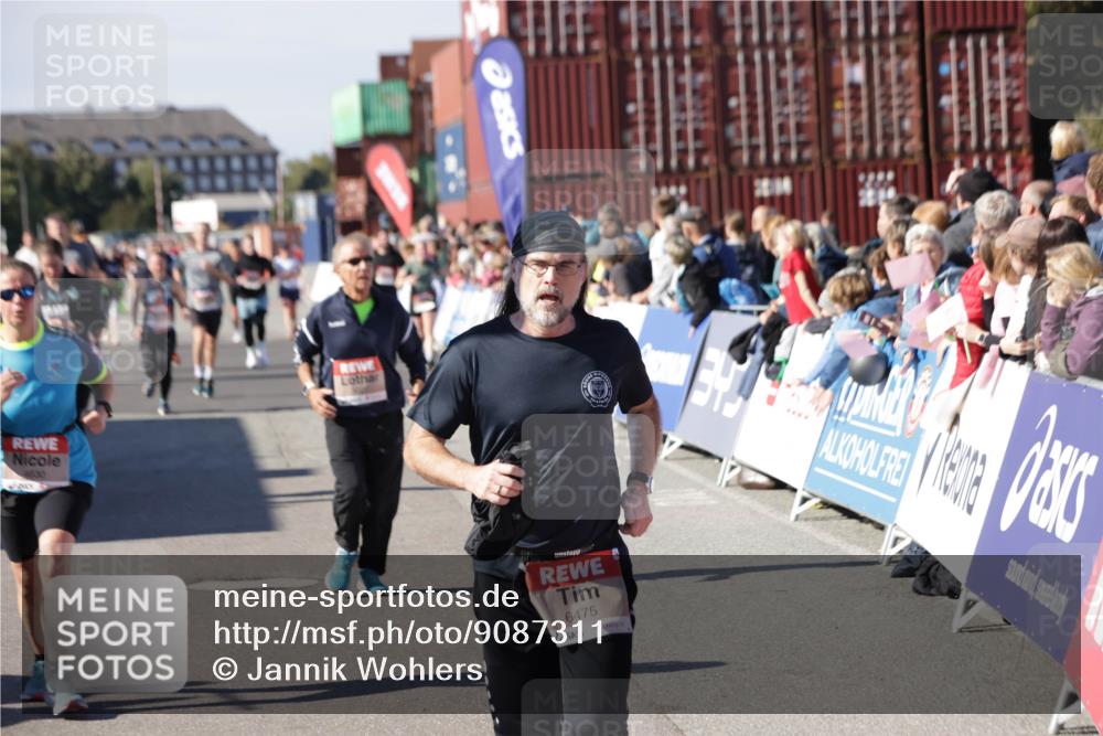 03.10.2025 - Köhlbrandbrückenlauf Jannik Wohlers http://msf.ph/oto/9087311 03.10.2025 13:19:03 Ziel 4556, 4630, 4631, 4676, 4816, 4876, 4889, 5027, 5304, 5449, 5974, 6088, 6117, 6127, 6267, 6475, 6573, 6795 meine-sportfotos.de