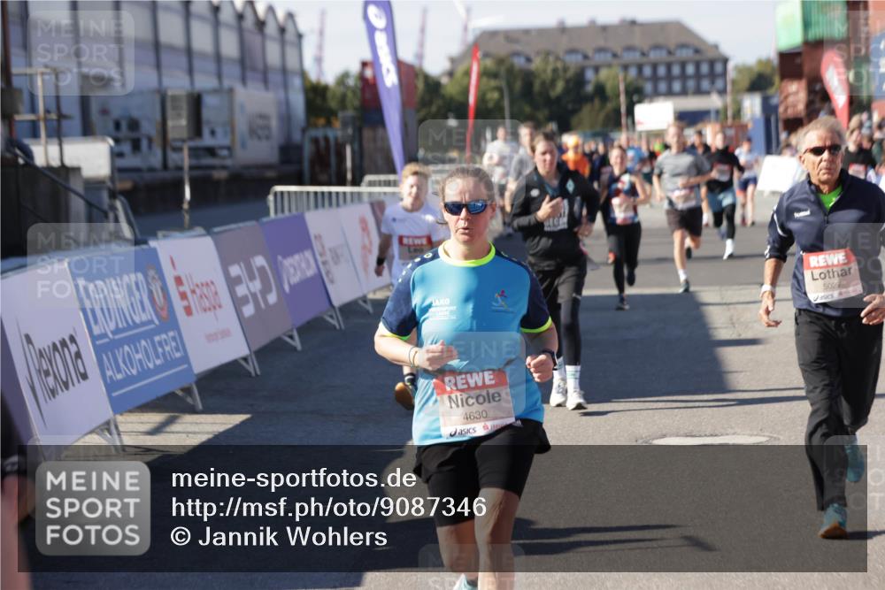 03.10.2025 - Köhlbrandbrückenlauf Jannik Wohlers http://msf.ph/oto/9087346 03.10.2025 13:19:04 Ziel 4630, 4631, 4676, 4816, 4876, 4889, 5027, 5304, 5449, 5974, 6088, 6117, 6127, 6267, 6475, 6573, 6795 meine-sportfotos.de