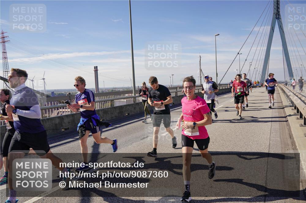 03.10.2025 - Köhlbrandbrückenlauf Michael Burmester http://msf.ph/oto/9087360 03.10.2025 12:44:04 Position 2 5963 meine-sportfotos.de