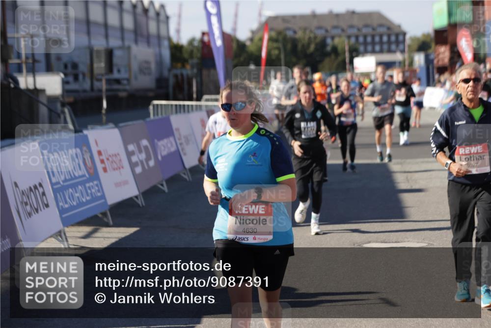 03.10.2025 - Köhlbrandbrückenlauf Jannik Wohlers http://msf.ph/oto/9087391 03.10.2025 13:19:04 Ziel 4630, 4631, 4676, 4816, 4876, 4889, 5027, 5304, 5449, 5974, 6088, 6117, 6127, 6267, 6475, 6573, 6795 meine-sportfotos.de