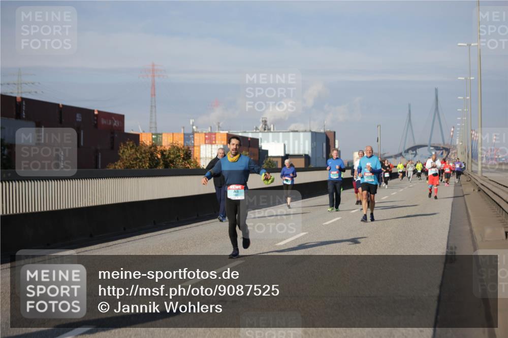 03.10.2025 - Köhlbrandbrückenlauf Jannik Wohlers http://msf.ph/oto/9087525 03.10.2025 10:08:22 Position 3  meine-sportfotos.de