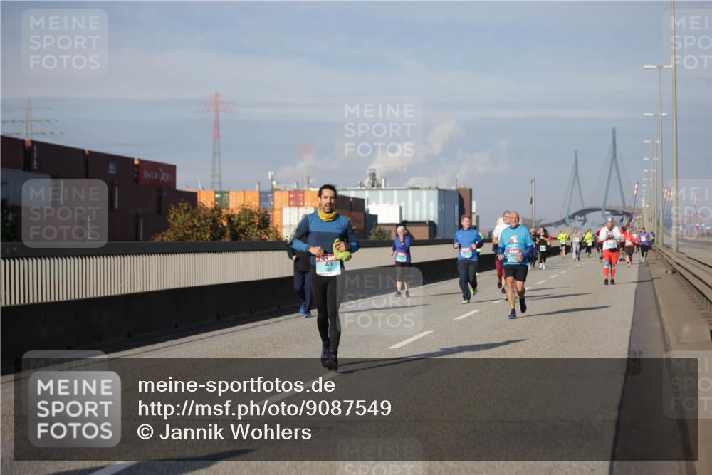 03.10.2025 - Köhlbrandbrückenlauf Jannik Wohlers http://msf.ph/oto/9087549 03.10.2025 10:08:22 Position 3  meine-sportfotos.de