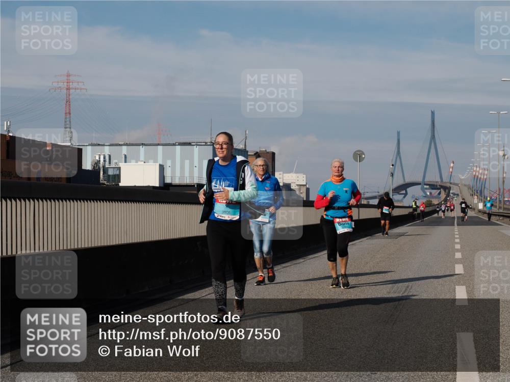 03.10.2025 - Köhlbrandbrückenlauf Fabian Wolf http://msf.ph/oto/9087550 03.10.2025 10:23:23 Position 3  meine-sportfotos.de