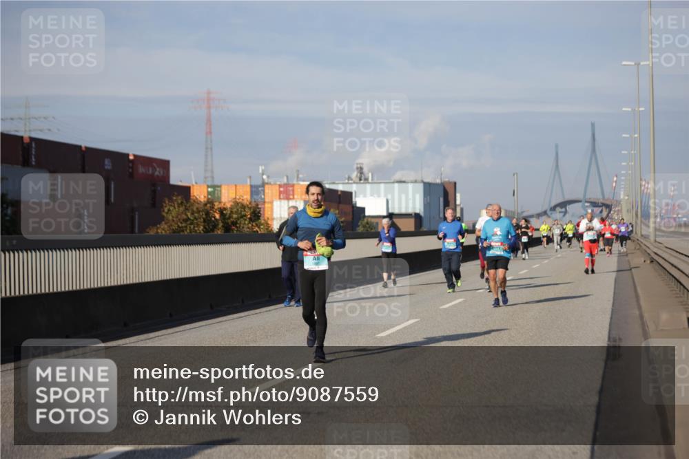 03.10.2025 - Köhlbrandbrückenlauf Jannik Wohlers http://msf.ph/oto/9087559 03.10.2025 10:08:22 Position 3  meine-sportfotos.de