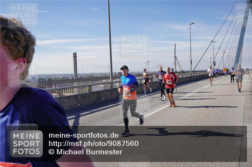 03.10.2025 - Köhlbrandbrückenlauf Michael Burmester http://msf.ph/oto/9087560 03.10.2025 12:44:09 Position 2  meine-sportfotos.de