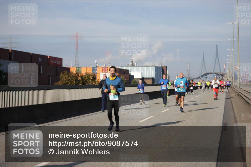 03.10.2025 - Köhlbrandbrückenlauf Jannik Wohlers http://msf.ph/oto/9087574 03.10.2025 10:08:22 Position 3  meine-sportfotos.de
