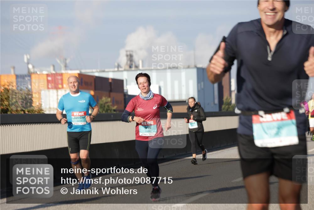 03.10.2025 - Köhlbrandbrückenlauf Jannik Wohlers http://msf.ph/oto/9087715 03.10.2025 09:57:51 Position 3 3459, 3596 meine-sportfotos.de